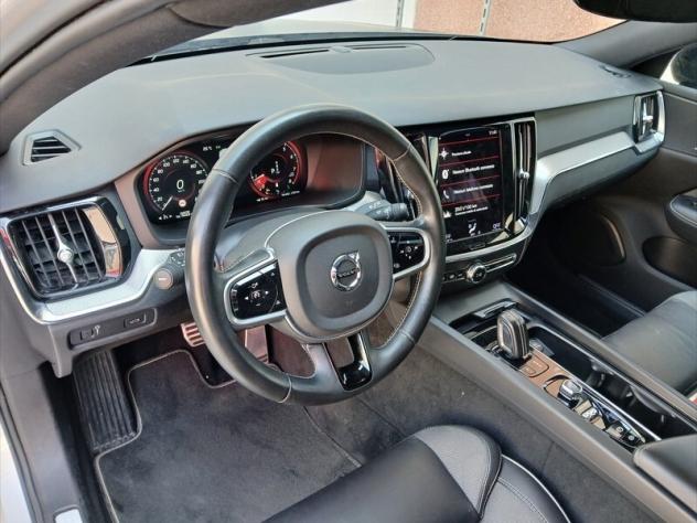 Volvo V60 2.0 B3 163CV Geartronic 8M R-design 10/2020 EURO 6D TEMP MY 21 - Foto 4
