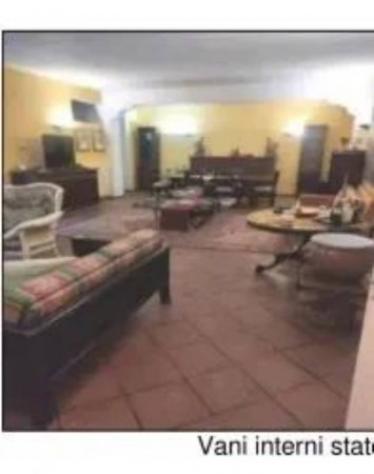 Immobile in asta di 1377 m² con più di 5 locali e box auto in vendita a Palermo - Foto 4