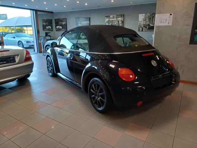 Volkswagen New Beetle 2.0 Cabrio - Foto 5