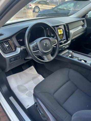 VOLVO XC60 B4 (d) automatico Core rif. 23666297 - Foto 8