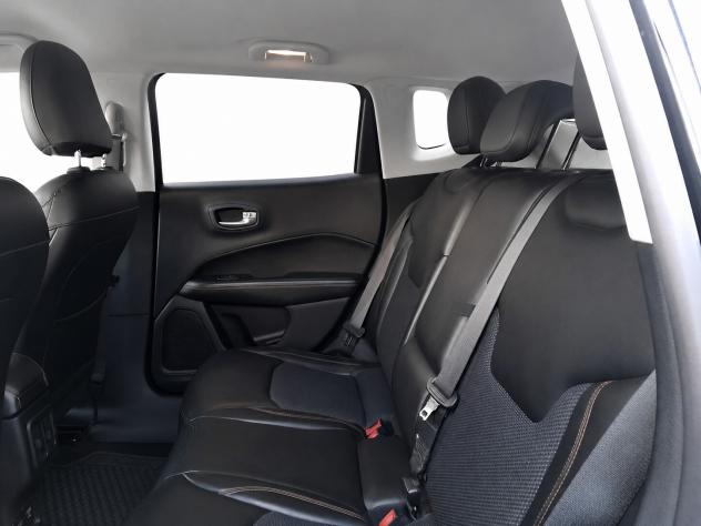 Jeep Compass 2.0 Multijet II aut. 4WD Limited - Foto 7