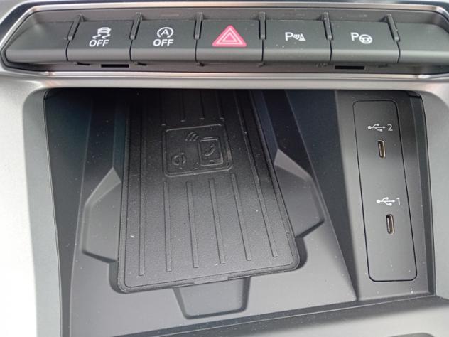 AUDI Q3 35 TDI quattro S tronic Business - Foto 6