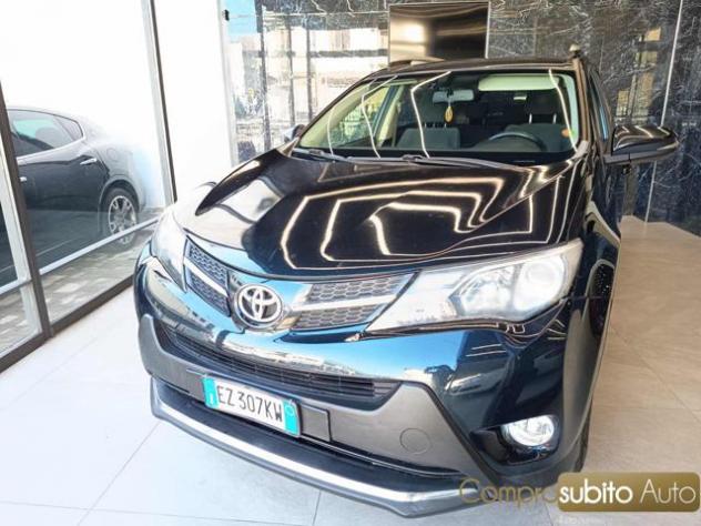 TOYOTA RAV 4 MY23 RAV4 2.0 D-4D 2WD Style white ed. rif. 23824055 - Foto 2