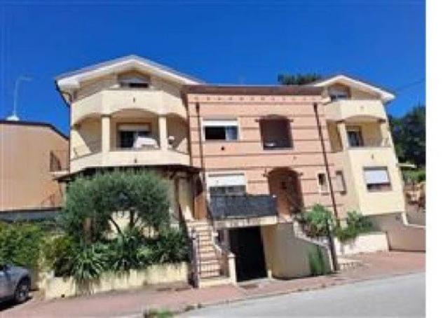 Immobile in asta di 132 m² con più di 5 locali e box auto in vendita a Sassofeltrio - Foto 8