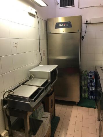 CESSIONE ATTIVITA' BAR CON MURA - Foto 5