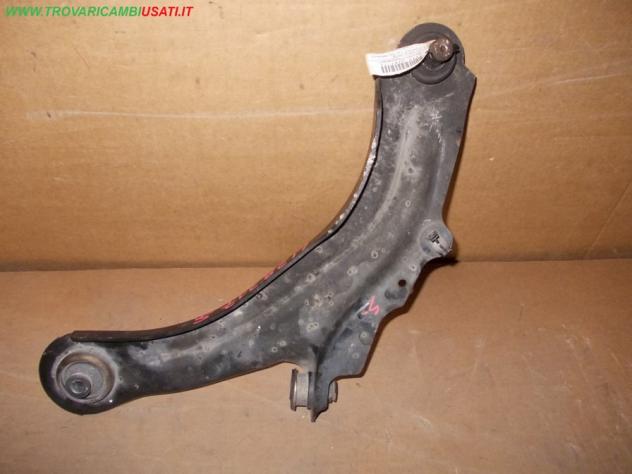 BRACCIO OSCILLANTE INF.S.SOSP.ANT. 1.9 TDCI RENAULT MEGANE (C84/B84) 3p / 5p  Meccanica  Assale  Tiranteria  Braccio oscillante ant. s RENAULT - MEGAN