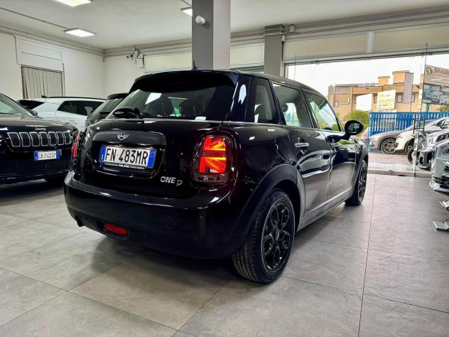 Mini One D 1.5 95cv 2018 - Foto 7