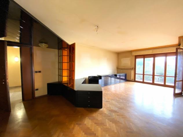 Elegante, panoramico appartamento posto in zona di pregio. - Foto 2