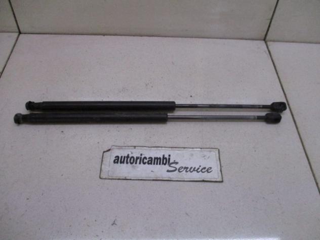 81770-1C000 ASTE COFANO POSTERIORE HYUNDAI GETZ 1.5 D 60KW 5M 5P (2004) RICAMBIO USATO
