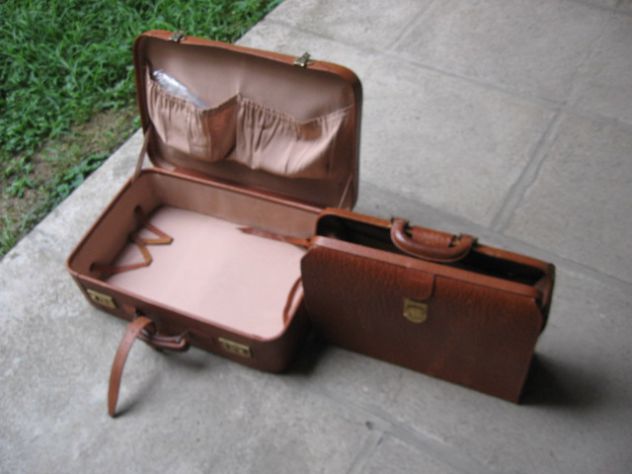 VALIGIA CON BORSA ABBINATA IN PELLE VINTAGE - Foto 4