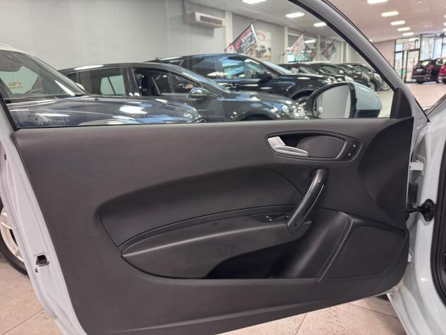Audi A1 1.2 TFSI Attraction - Foto 5
