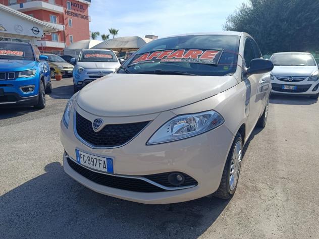 Lancia Ypsilon 1.2 69CV 5 porte 58000 km - Foto 9