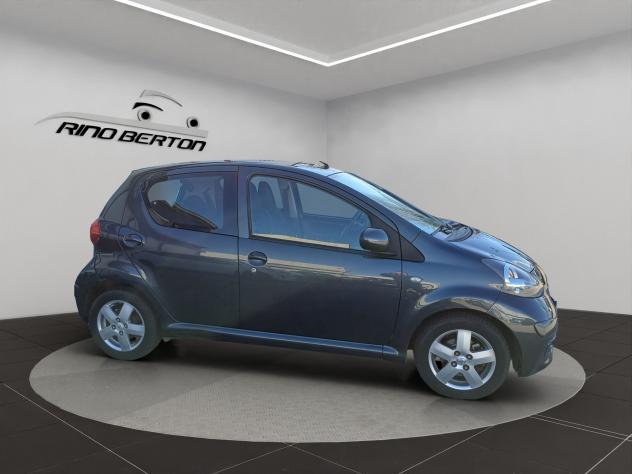 Toyota Aygo 1.0 12v vvt-i 5 porte SOL - Foto 6