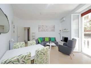 Livorno Five Minute Walk From Piazza Bologna