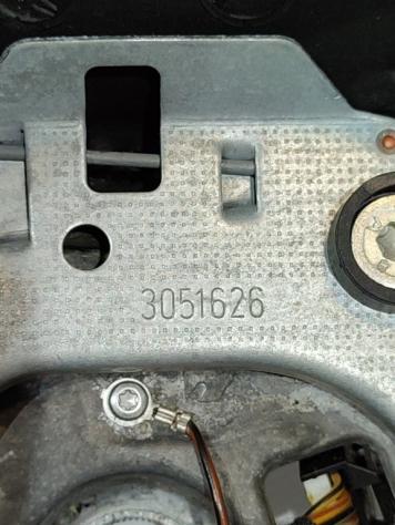 VOLANTE BMW Serie 1 Serie (E87) 6767175 3051626 M47N204D4 (0407) - Foto 5