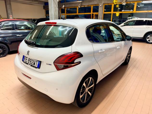 Peugeot 208 1.6HDi 100cv Neopat. E6 - Foto 3