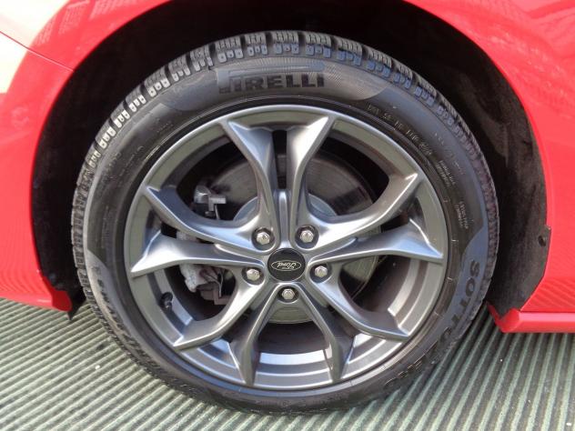 Ford Focus 1.0 EcoBoost Hybrid 125 CV SW ST Line - Foto 6