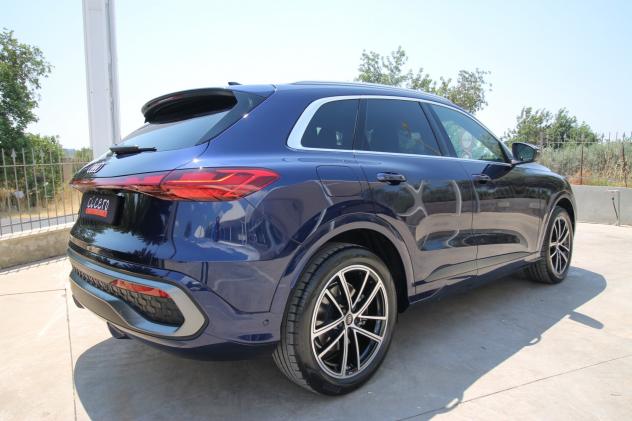 Audi Q5 40 TDI S tronic Launch edition line 2025 - Foto 6
