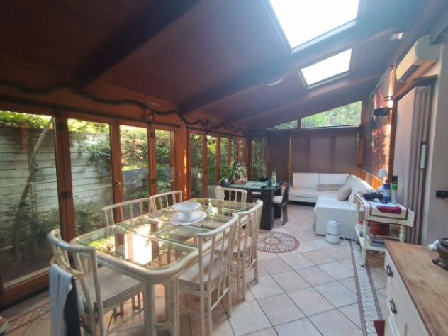 Villa di 224 m² con più di 5 locali e box auto in vendita a Bologna - Foto 4