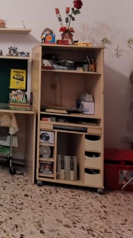 MOBILE SCRIVANIA PORTA PC
