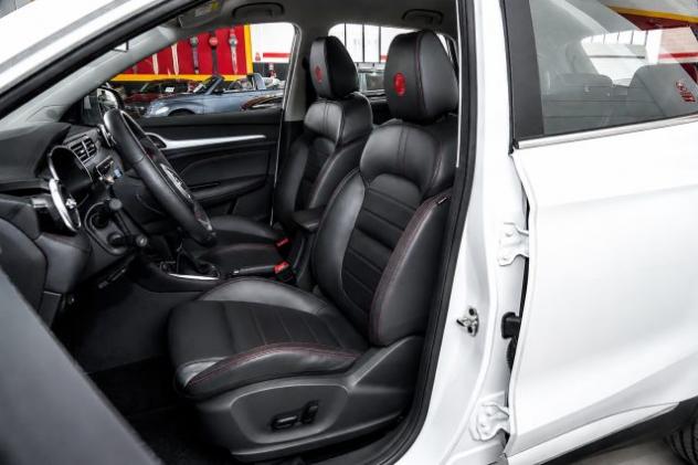 MG ZS 1.5 VTi-tech Luxury pelle/360°/IVA detraibile rif. 23910010 - Foto 3