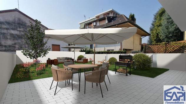 VILLA SINGOLA COMPLETAMENTE RISTRUTTURATA CON BOX DI 45 MQ - PRONTA PER ESSERE VISSUTA - Foto 13