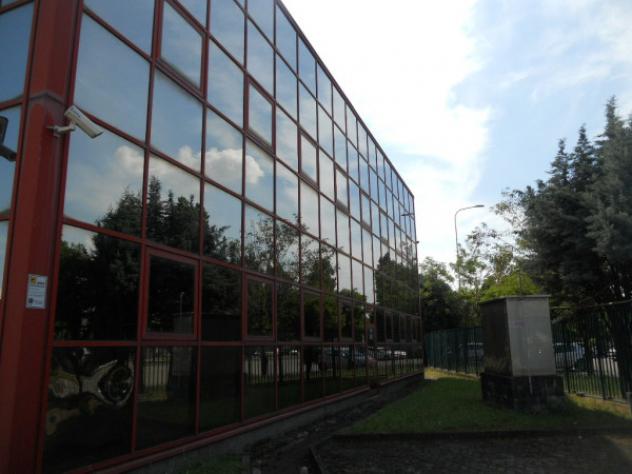 Immobile di 5000 m² con più di 5 locali in affitto a Rho - Foto 3