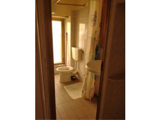 MONOLOCALE IN VIA SAN DONATO: euro 480