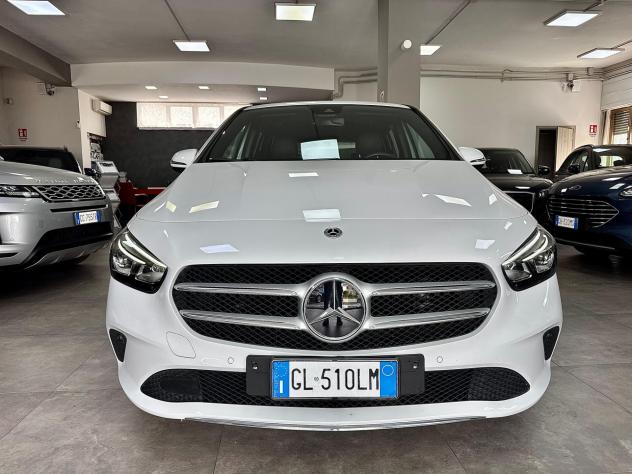 Mercedes B 180 d Automatic Sport Plus 10/2022 - Foto 2
