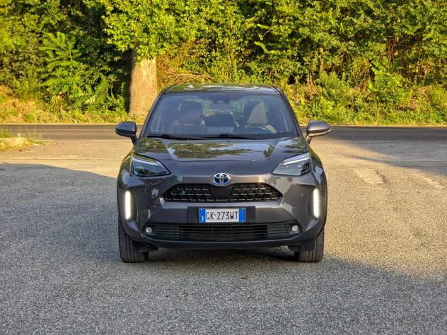 Toyota Yaris Cross 1.5 Hybrid 5p. E-CVT Business E6 Automatica NEO 2022 - Foto 2