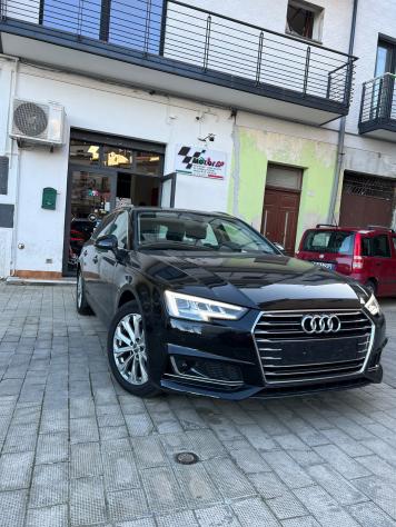 Audi A4 Avant 35 TDI 150cv S tronic Sport
