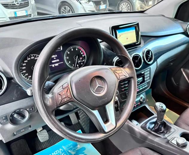 Mercedes-Benz B 180 be Executive - Foto 7