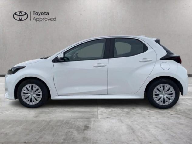 TOYOTA Yaris 1.0 5 porte Active rif. 23936343 - Foto 3