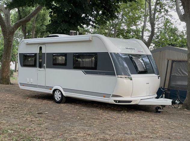 Caravan Hobby Excellent: Una Suite su Ruote