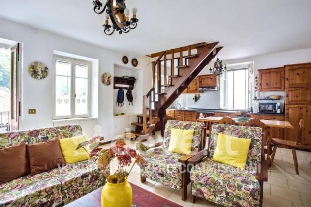 Appartamento di 200 m² con 5 locali in vendita a Casalzuigno - Foto 5