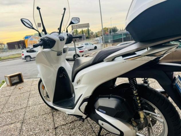 HONDA SH 150 TUTTO INCLUSO ANCHE PASSAGGIO! rif. 24010853 - Foto 9