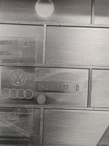 COPERCHIO SCATOLA FUSIBILI VOLKSWAGEN Golf 5 Berlina 1K0937132D BDK diesel 1968 (0308) - Foto 4