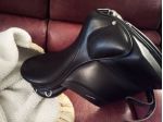 Sella cavallo nera misura 18.5