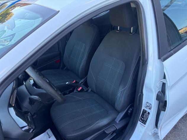 Ford Fiesta 1.1 75 CV GPL 5 porte Connect - Foto 9