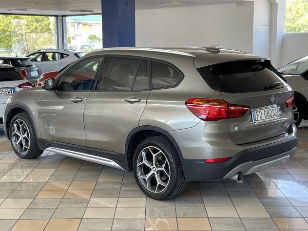 BMW X1 18d xDrive xLine Automatica - Foto 3