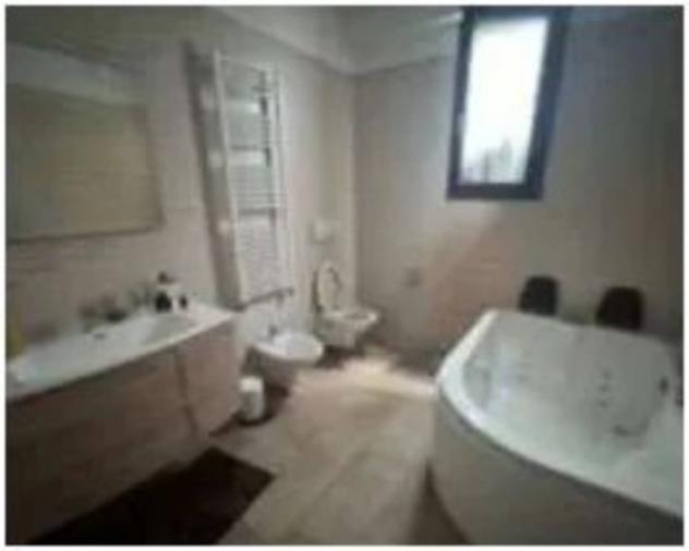 Immobile in asta di 225 m² con più di 5 locali in vendita a Gravina in Puglia - Foto 7