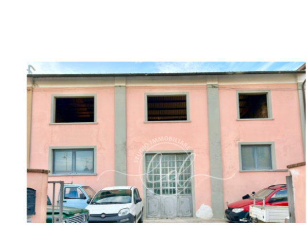 Porzione di casa in vendita a Pietrasanta