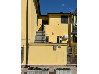 Bilocale in affitto a Carrara
