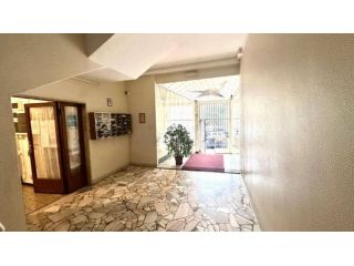 CITTÀ STUDI – BILOCALE ALL’ULTIMO PIANO CON ASCENSORE E DOPPIO BALCONE