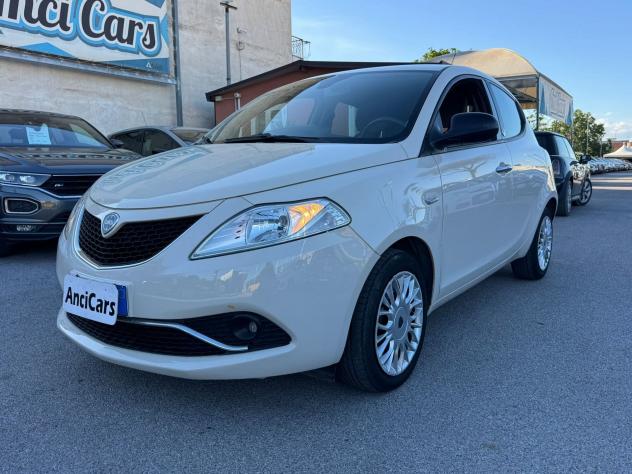 Lancia Ypsilon 1.2 69cv GPL Ecochic Gold - Foto 3