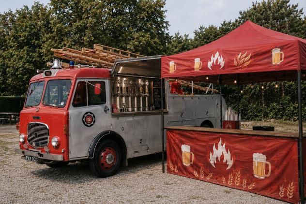 Camion dei pompieri Dennis | Ideale per Bar mobile / Food truck