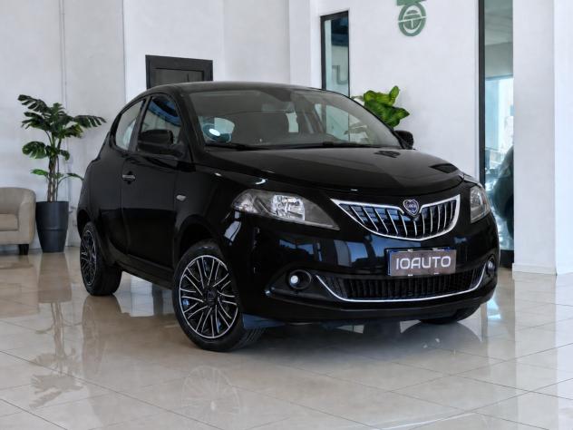 Lancia Ypsilon 1.0 Hybrid Gold 5 posti 2023