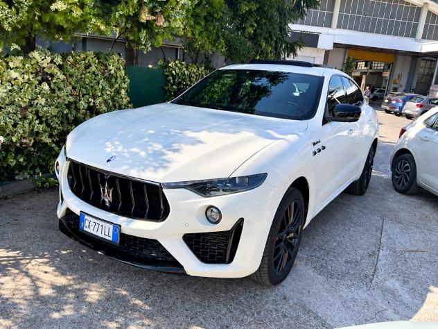 Maserati Levante Levante 3.0 V6 Modena S 430cv auto - Foto 3