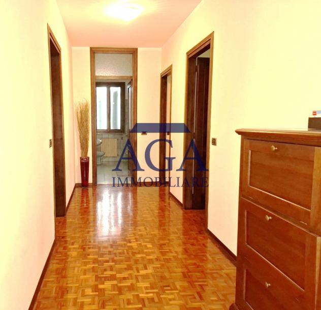 VILLINO di 10 vani e di 352 mq (ORMELLE) rif. CR91 - Foto 8