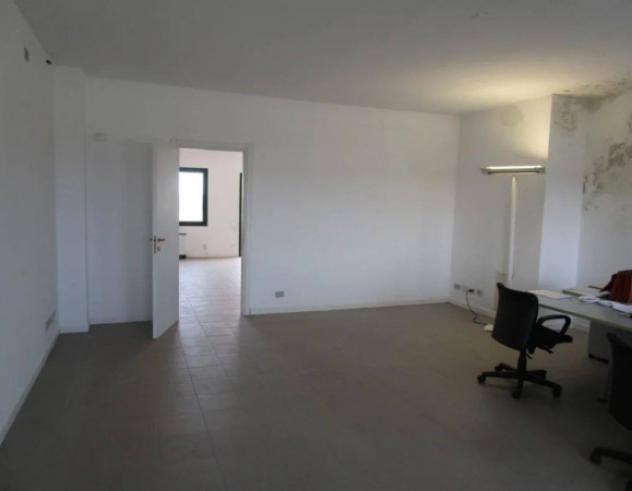 Immobile in asta di 181 m² con più di 5 locali in vendita a Magenta - Foto 6